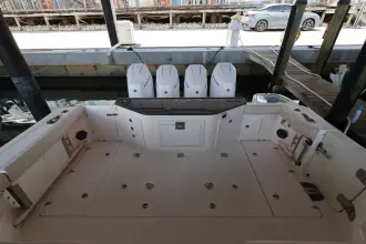 Thumbnail von Boston Whaler 405 Conquest