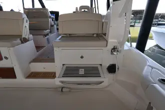 Thumbnail von Boston Whaler 405 Conquest