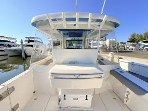 Thumbnail von Boston Whaler 330 Outrage