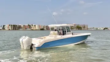 Thumbnail von Boston Whaler 330 Outrage
