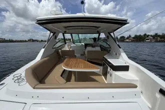 Thumbnail von Sea Ray 320 Sundancer Outboard