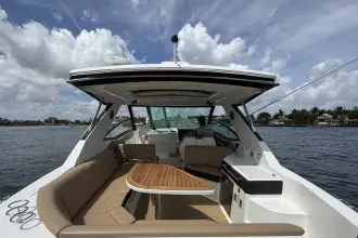 Thumbnail von Sea Ray 320 Sundancer Outboard