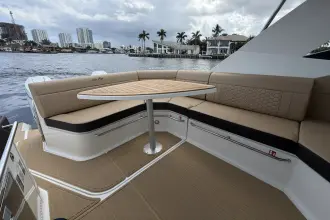 Thumbnail von Sea Ray 320 Sundancer Outboard