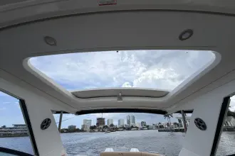 Thumbnail von Sea Ray 320 Sundancer Outboard