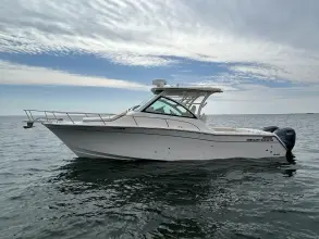 Grady White Express 330