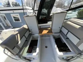Thumbnail von Boston Whaler 330 Vantage