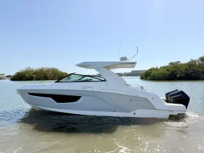 Thumbnail von Cruisers Yachts 34 GLS