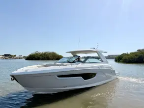 Thumbnail von Cruisers Yachts 34 GLS