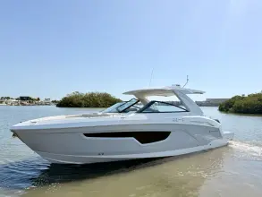 Thumbnail von Cruisers Yachts 34 GLS