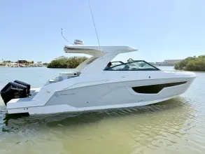 Thumbnail von Cruisers Yachts 34 GLS