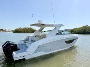 Thumbnail von Cruisers Yachts 34 GLS