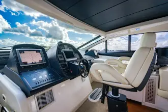 Thumbnail von Pershing 62