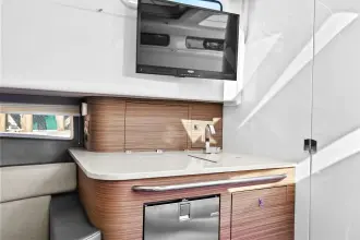 Thumbnail von Boston Whaler 420 Outrage