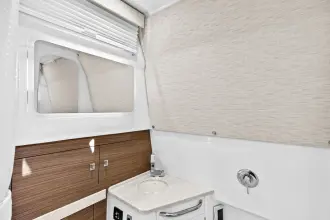 Thumbnail von Boston Whaler 420 Outrage