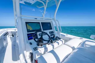 Thumbnail von Yellowfin 32 Offshore