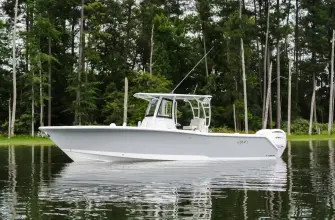 Sea Hunt Gamefish 30 CB