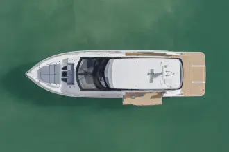 Thumbnail von Cruisers Yachts 57 FLY