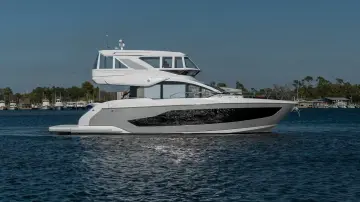 Thumbnail von Cruisers Yachts 57 FLY