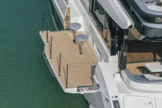 Thumbnail von Cruisers Yachts 57 FLY