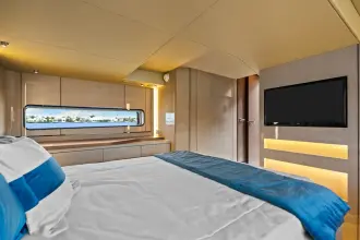 Thumbnail von Cruisers Yachts 57 FLY