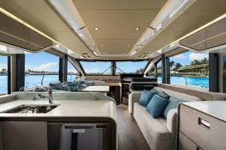 Thumbnail von Cruisers Yachts 57 FLY