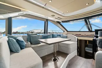 Thumbnail von Cruisers Yachts 57 FLY