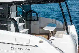 Thumbnail von Cruisers Yachts 50 FLY