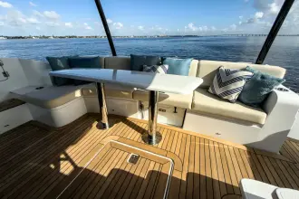Thumbnail von Cruisers Yachts 50 FLY