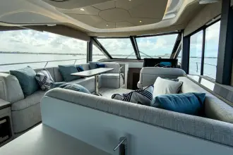 Thumbnail von Cruisers Yachts 50 FLY