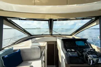 Thumbnail von Cruisers Yachts 50 FLY