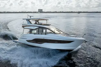 Thumbnail von Cruisers Yachts 50 FLY