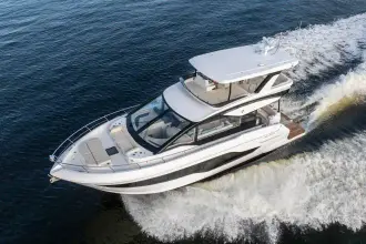 Thumbnail von Cruisers Yachts 50 FLY