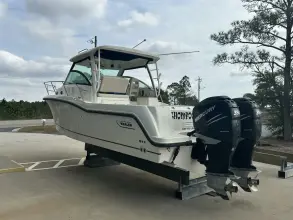 Boston Whaler 315 Conquest