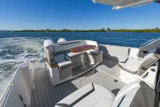 Thumbnail von Tiara Yachts 43LE NEXT LEVEL