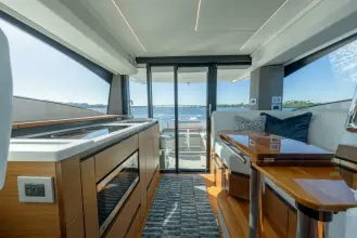 Thumbnail von Tiara Yachts 43LE NEXT LEVEL