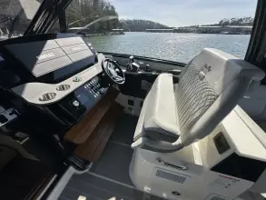 Thumbnail von Sea Ray 370 Sundancer