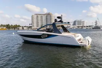 Thumbnail von Azimut 42