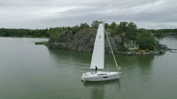 Thumbnail von Beneteau Oceanis 30.1