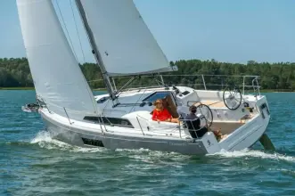 Thumbnail von Beneteau Oceanis 30.1
