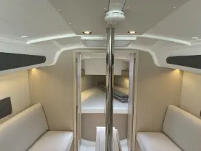 Thumbnail von Beneteau Oceanis 30.1