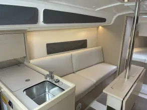 Thumbnail von Beneteau Oceanis 30.1