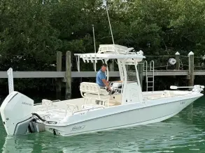 Thumbnail von Boston Whaler 240 DAUNTLESS PRO
