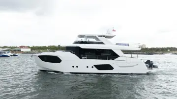 Absolute Navetta 68