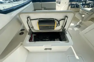 Thumbnail von Boston Whaler 280 Vantage