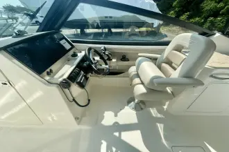 Thumbnail von Boston Whaler 280 Vantage