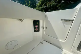 Thumbnail von Boston Whaler 280 Vantage