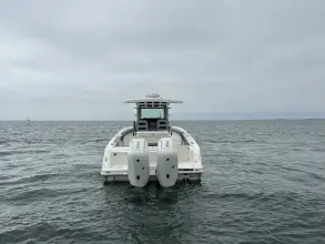 Thumbnail von Boston Whaler 330 Outrage