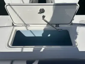 Thumbnail von Boston Whaler 330 Outrage