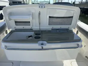 Thumbnail von Boston Whaler 330 Outrage