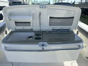 Thumbnail von Boston Whaler 330 Outrage